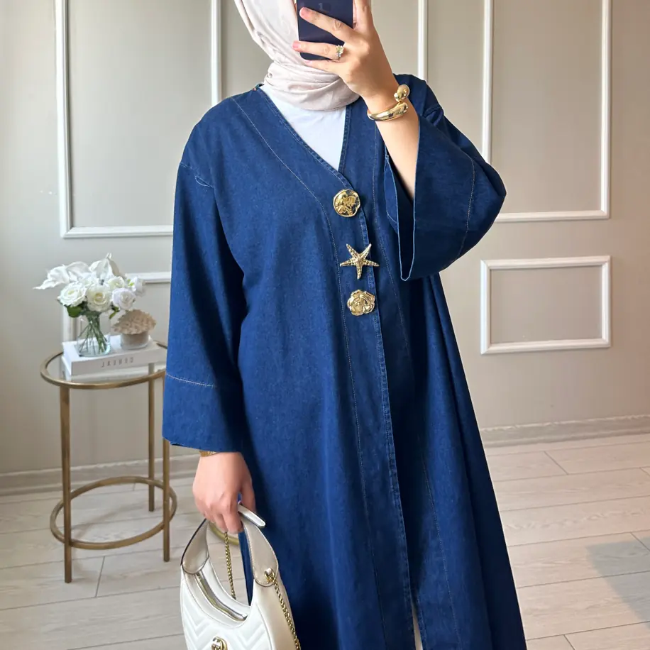 Broş detaylı kimono